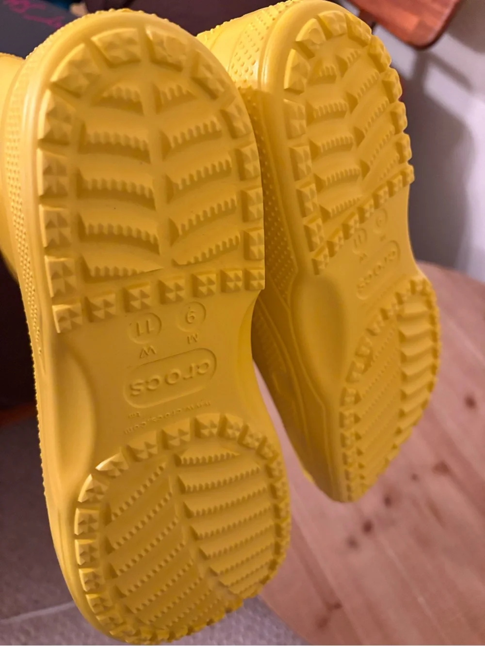 CROCS ✨brand new